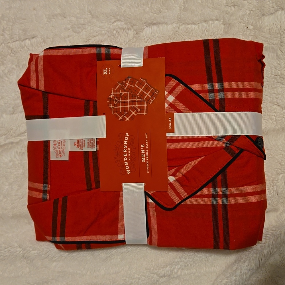 NWT Men's and Womens Flannel 2pc pajamas set